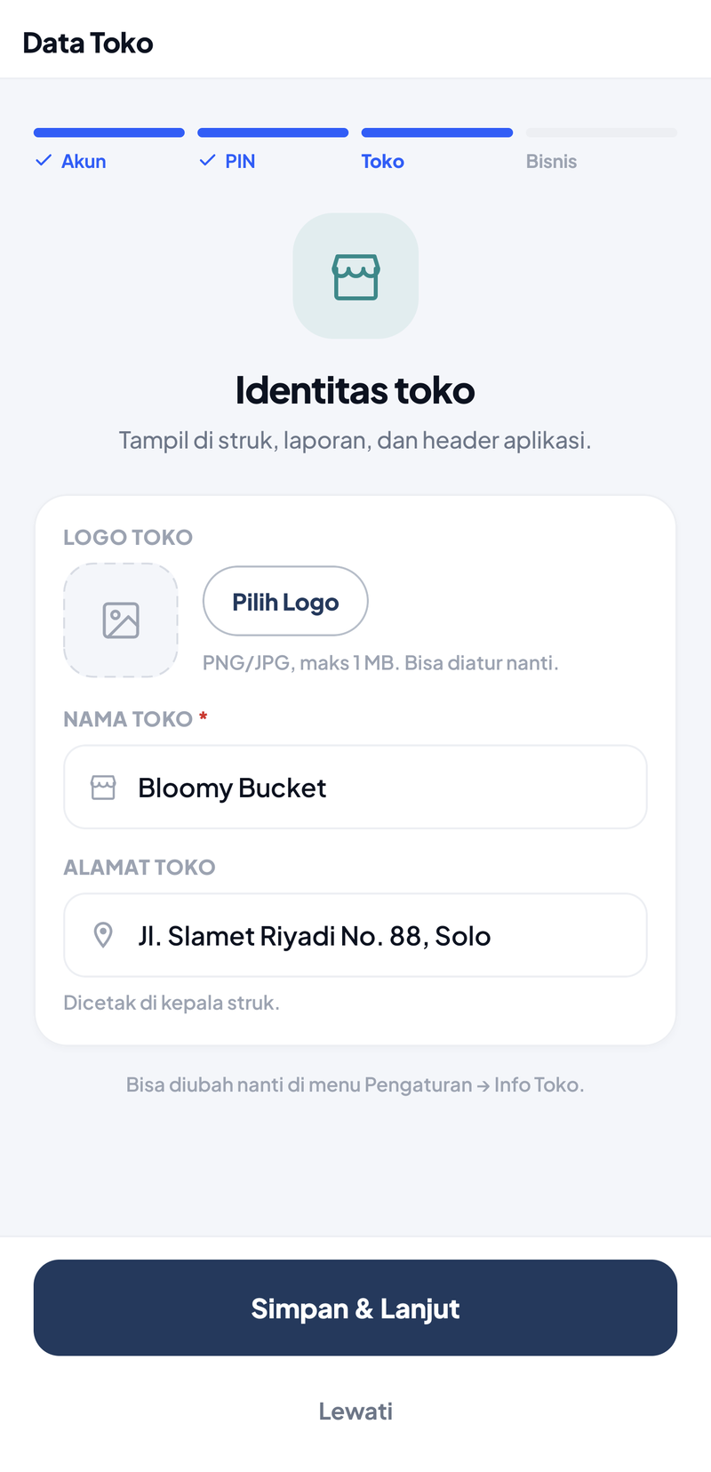 Langkah Toko: Logo Toko (opsional), Nama Toko Bloomy Bucket, Alamat Toko Jl. Slamet Riyadi No. 88, Solo, tombol Simpan & Lanjut